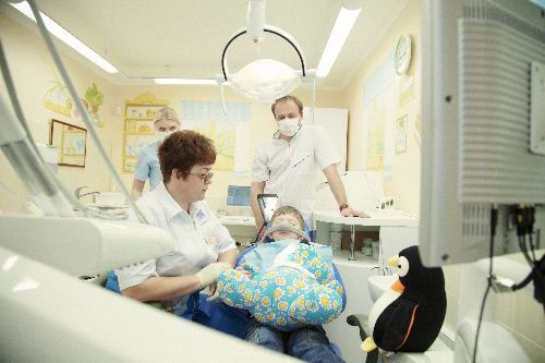 Лечение зубов под седацией у детей в рязани